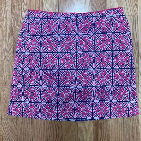 Vineyard Vines Pink and Blue Athletic Skort‎ - Picture 1 of 3